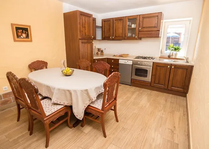 Kuca S Bazenom Emanuela Poreč