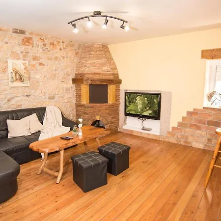 Kuca S Bazenom Emanuela Vila Porec